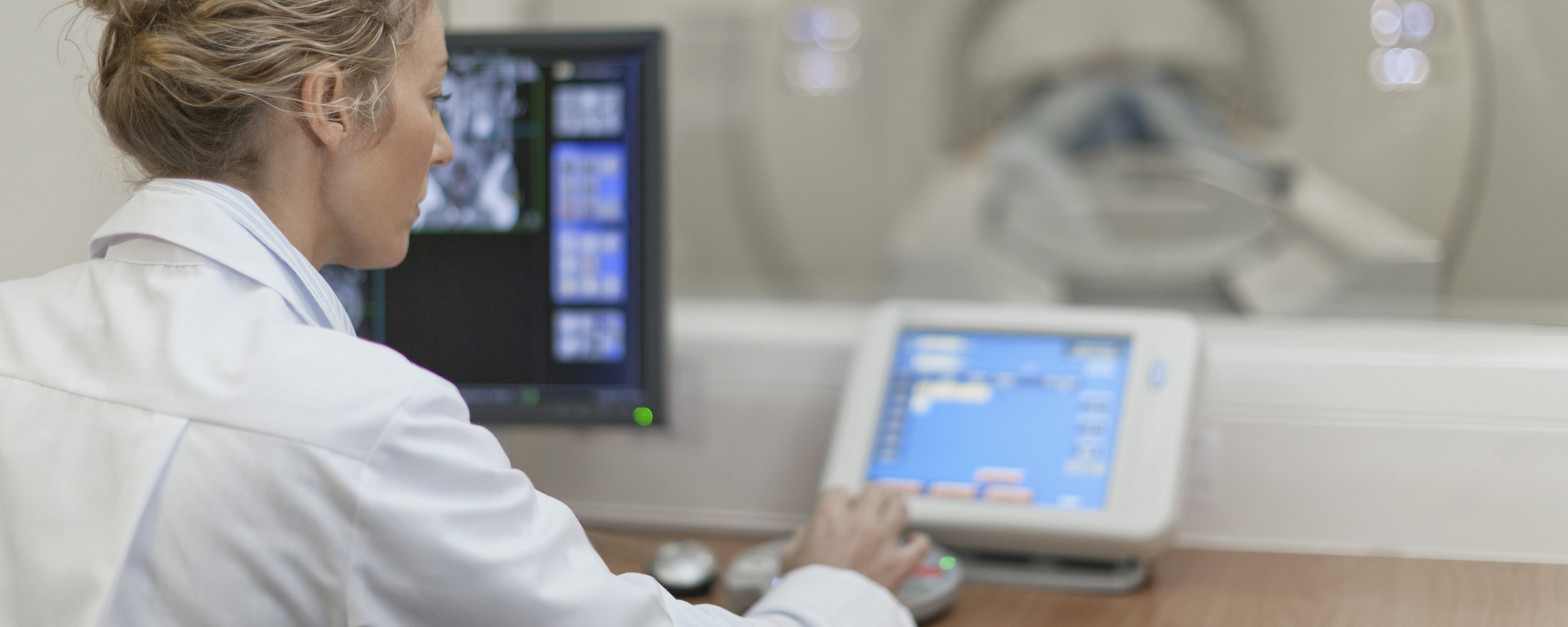 Dokter in ziekenhuis