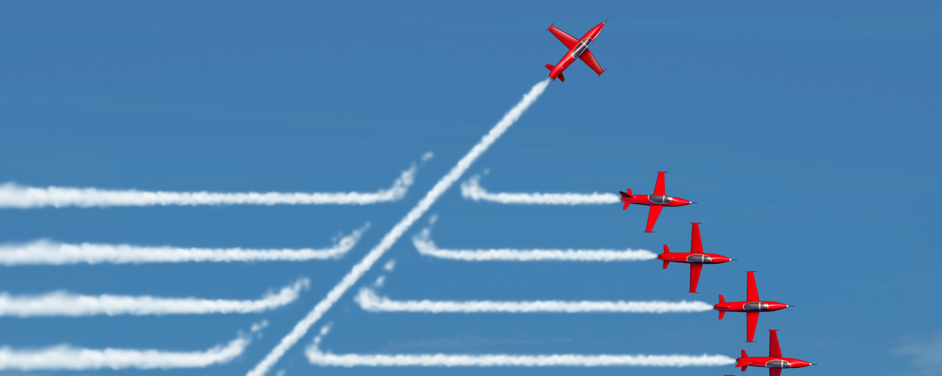 Vliegtuig stijgt op tussen andere vliegtuigen