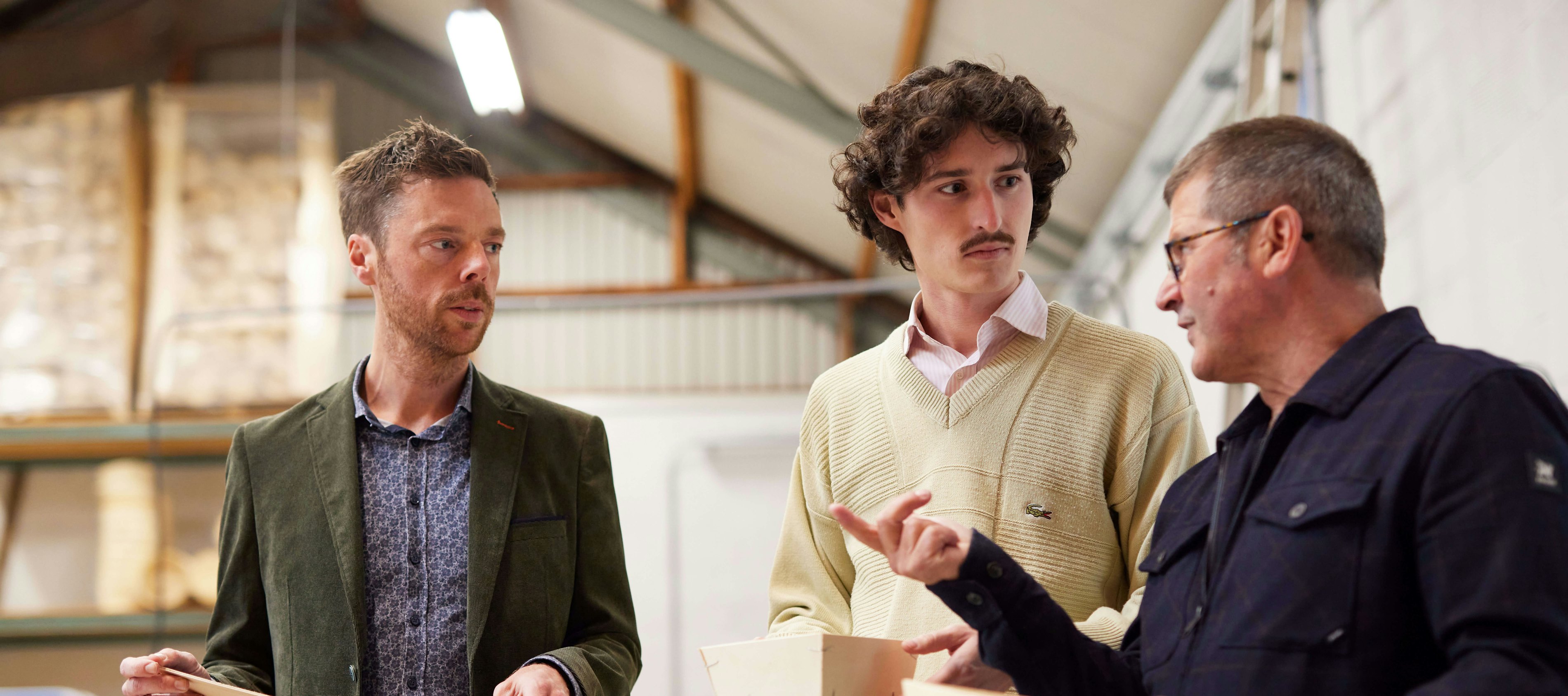 Van Es, Boudewijn en Philip in fabriek