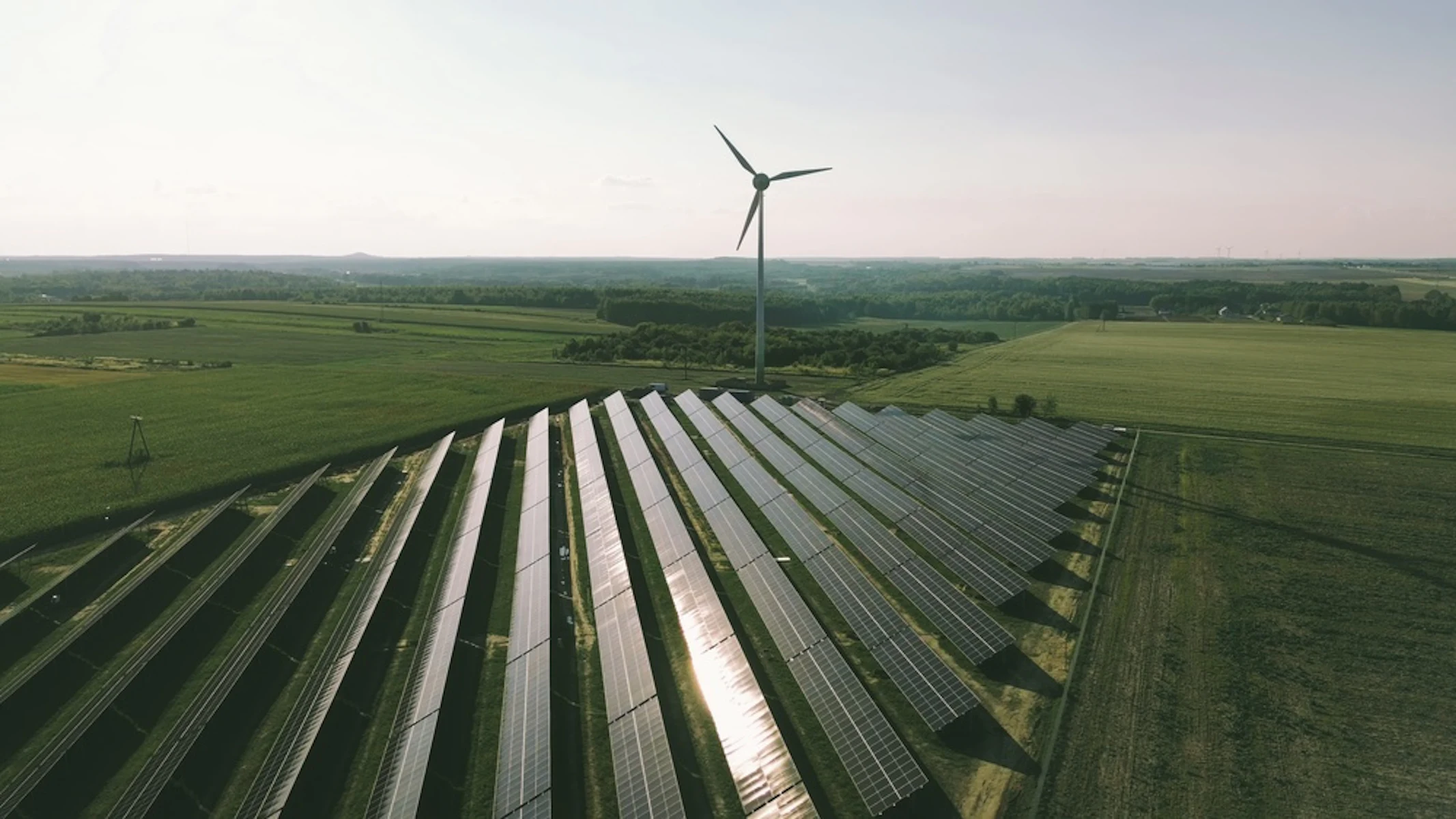 Windmolens en zonnepanelen